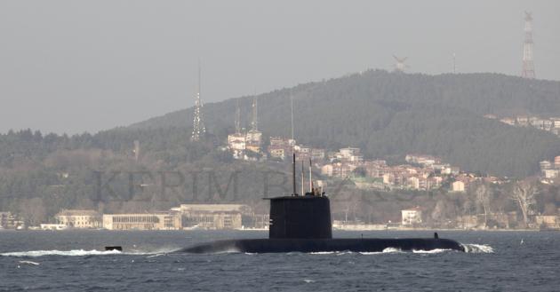 Tουρκικά πολεμικά & υποβρύχια περνούν τα στενά του Βοσπόρου! - Φωτογραφία 3
