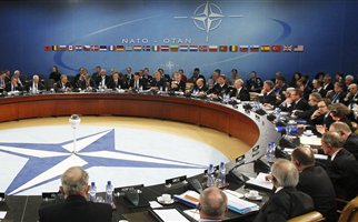 Αφγανιστάν και εξοπλιστικά προγράμματα συζητούν οι ΥΠΕΞ του ΝΑΤΟ στις Βρυξέλλες - Φωτογραφία 1