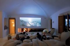 Ένα πέτρινο σπίτι που μας γυρνάει πίσω στο χρόνο!