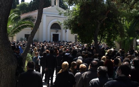 Τελευταίο αντίο στον Δημήτρη Μητροπάνο...!!! - Φωτογραφία 3