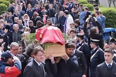 Πάνω από 10.000 άτομα στην κηδεία του Μοροζίνι