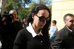 ΒΙΚΥ ΣΤΑΜΑΤΗ: Φόρεσε 4.700 ευρώ για τα… «μάτια» του εισαγγελέα [ΦΩΤΟΡΕΠΟΡΤΑΖ & ΒΙΝΤΕΟ]