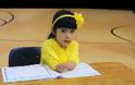 7χρονο κοριτσάκι που γεννήθηκε χωρίς χέρια κέρδισε διαγωνισμό καλλιγραφίας [φωτο] - Φωτογραφία 2