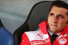 Τα ξένα ΜΜΕ για την αποχώρηση του Βαλβέρδε