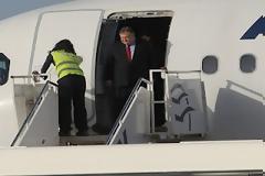 Χωρίς... τυμπανοκρουσίες η άφιξη Βενιζέλου στο Ηράκλειο-Δρακόντεια μέτρα στο αεροδρόμιο