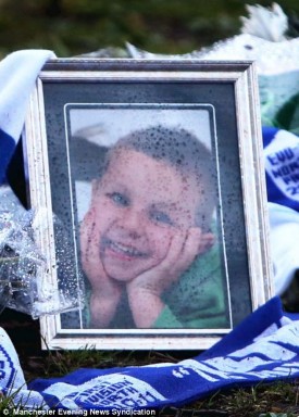 Σοκ:7χρονος πέθανε μέσα στο γήπεδο! - Φωτογραφία 2