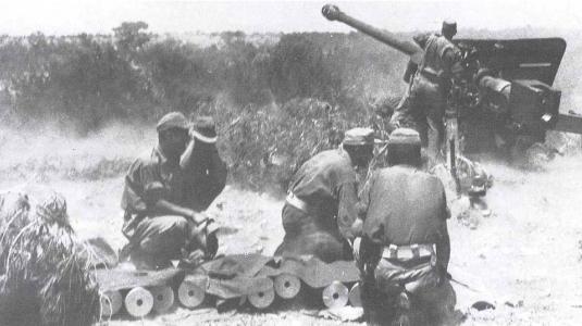 Η κληρονομιά της χούντας:Oι Γύφτοι με τα κρεμασμενα νταούλια τους -Εκεί που κρέμαγαν οι καπεταναίοι τ’ άρματα - Φωτογραφία 2