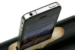 ΔΕΙΤΕ: To iPhone έγινε αυλός!