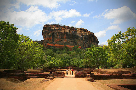 Sigiriya: Ακόμη ψάχνουν πως κατασκευάστηκε φρούριο σ' αυτόν τον βράχο (photos) - Φωτογραφία 9