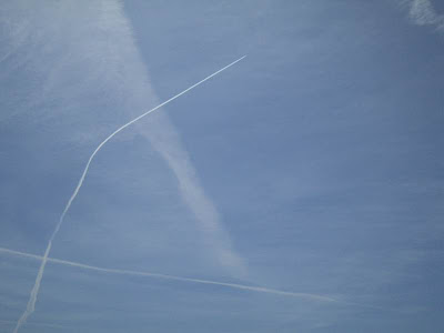 Chemtrails από 20 αεροπλάνα έκαναν την ηλιόλουστη Ηγουμενίτσα, σε 20 λεπτά συννεφιασμένη - Φωτογραφία 5