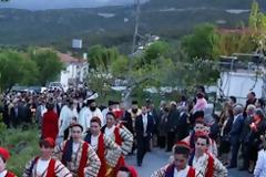 Εκατοντάδες λαού τίμησαντον Άγιο Γεώργιο στην Ακολουθία του Εσπερινού στο Ελαιοχώρι της Αρκαδίας