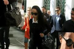 Β. Σταμάτη: Δείτε πόσο κόστιζαν τα ρούχα που φορούσε σήμερα στην Ευελπίδων! (video)