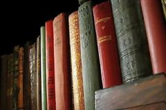 Τα 14 κλασικά λογοτεχνικά βιβλία που πρέπει να έχεις διαβάσει στη ζωή σου