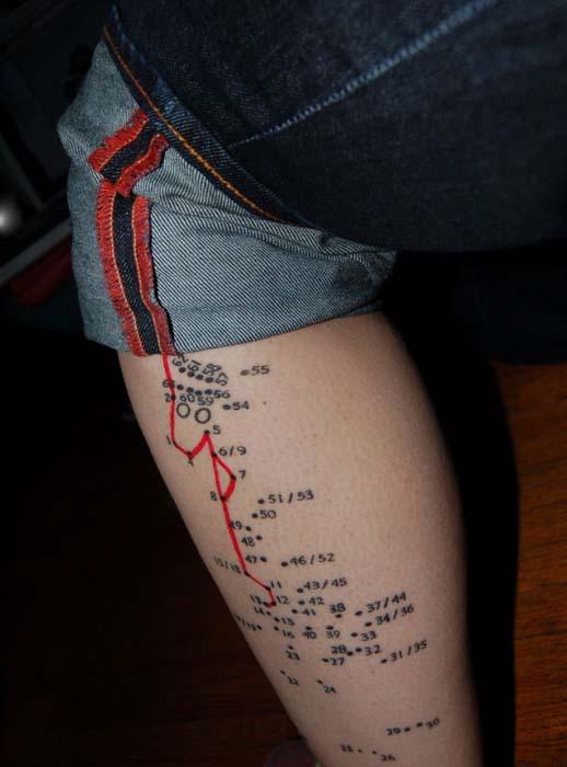 ΔΕΙΤΕ: Το πιο ασυνήθιστο τατουάζ στο πόδι - Φωτογραφία 14