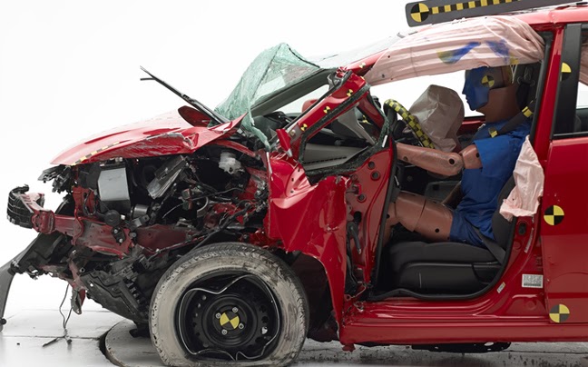 Μόνο ένα από 11 μικρά οχήματα πέρασε το crash test του IIHS - Φωτογραφία 3