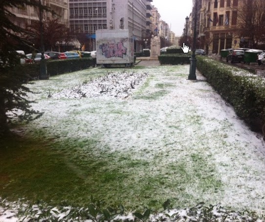 Δείτε VIDEO & ΦΩΤΟ από το χιονισμένο κέντρο της Θεσσαλονίκης! - Φωτογραφία 5
