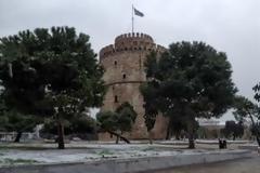 Δείτε VIDEO & ΦΩΤΟ από το χιονισμένο κέντρο της Θεσσαλονίκης!