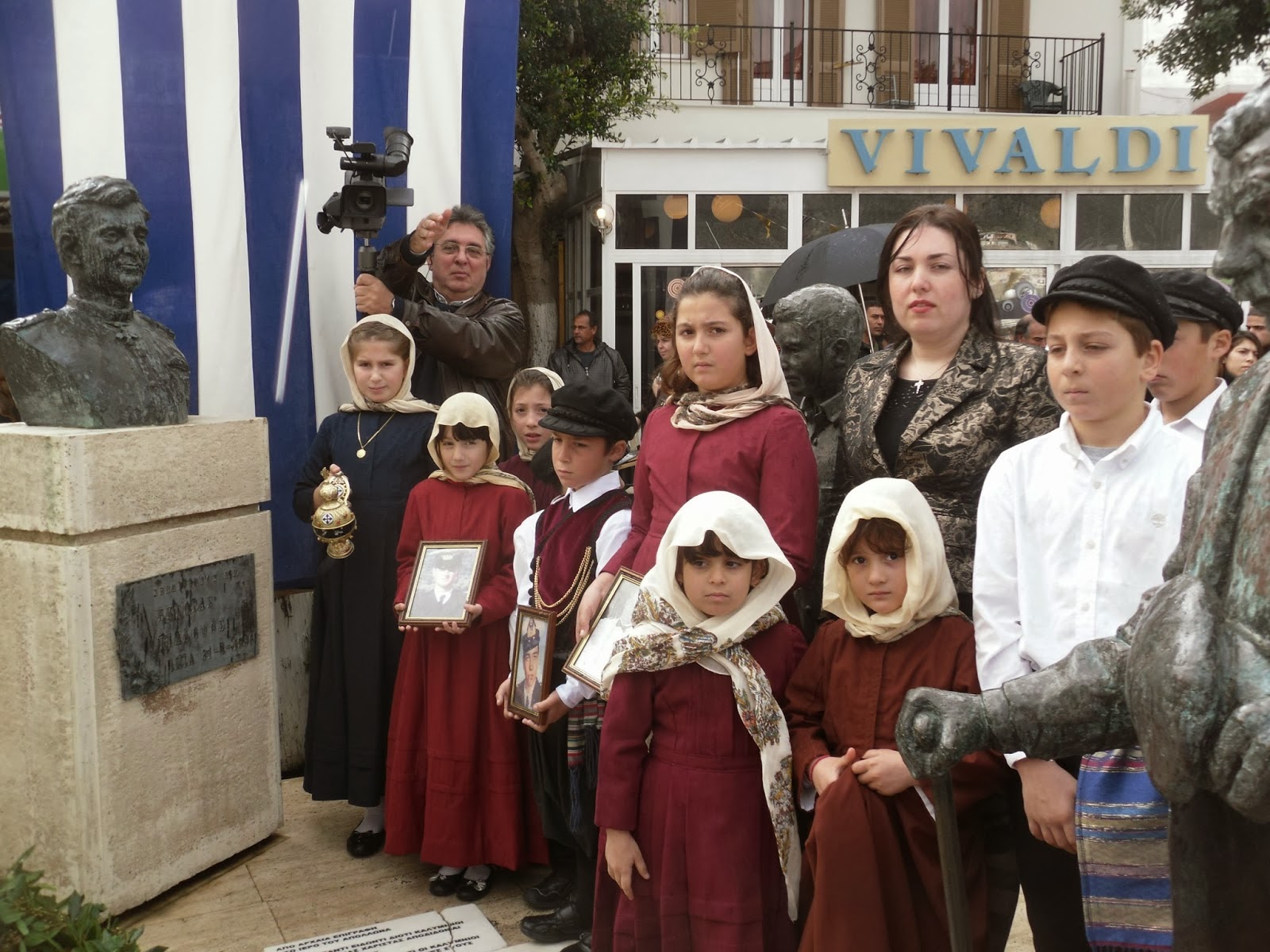 Η Κάλυμνος δεν ξεχνά, θυμάται και τιμά - Φωτογραφία 2