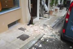 Σε κατάσταση έκτακτης ανάγκης η Κεφαλλονιά - Δείτε βίντεο από τον ισχυρό σεισμό