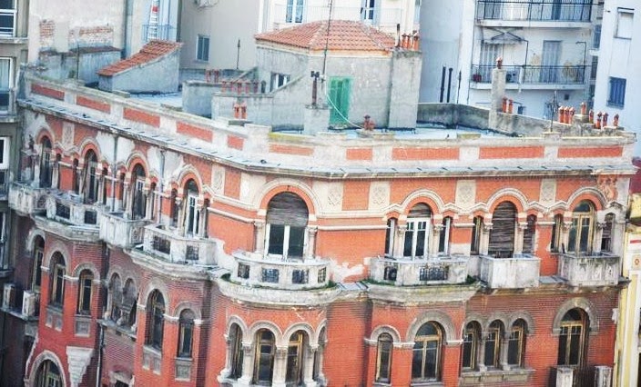 Ο Ιβάν Σαββίδης αγόρασε και το «κόκκινο σπίτι» της Θεσσαλονίκης για 4 εκατ. ευρώ - Φωτογραφία 1