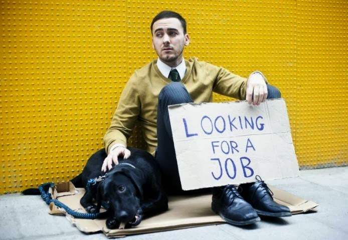 Bloomberg: H Eurostat κρύβει 12 εκατ. ανέργους - Το πραγματικό πρόβλημα ανεργίας - Φωτογραφία 1