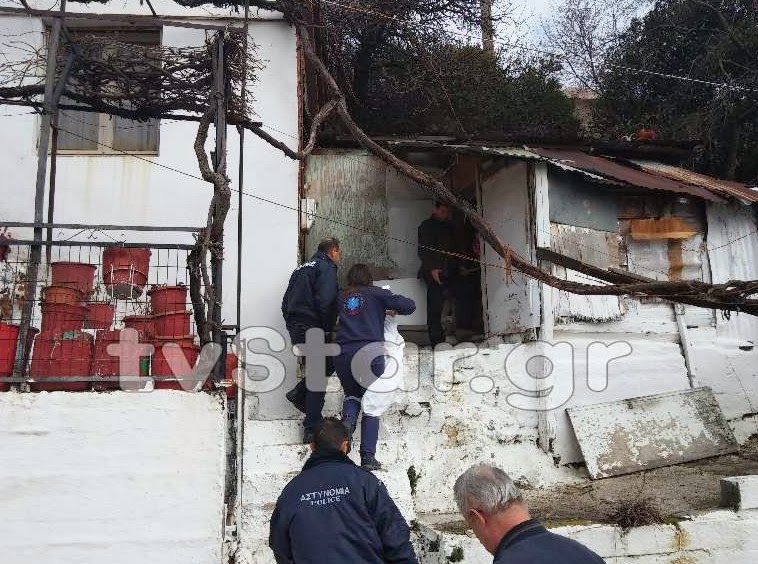 75χρονος κρεμάστηκε με καλώδιο. Είχε ξαναπροσπαθήσει να αυτοκτονήσει - Φωτογραφία 4