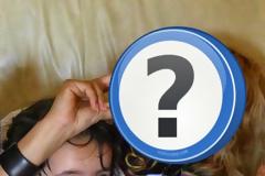 Ελληνίδα δημοσιογράφος του Πολιτικού ρεπορτάζ κόβει ανάσες με τις... πόζες της! [photos]