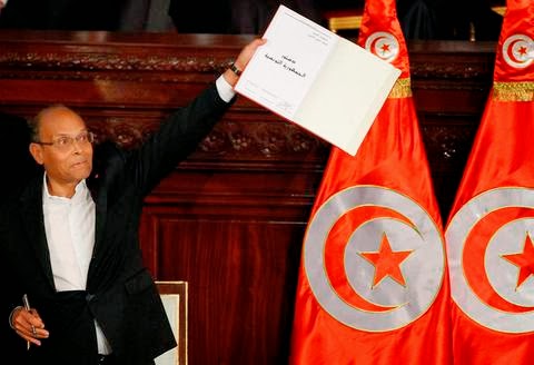 Τυνησία: Υπεγράφη το πιο προοδευτικό Σύνταγμα στον αραβικό κόσμο - Φωτογραφία 1