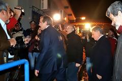 Οι πρώτες εικόνες της άφιξης Σαμαρά στην Κεφαλονιά