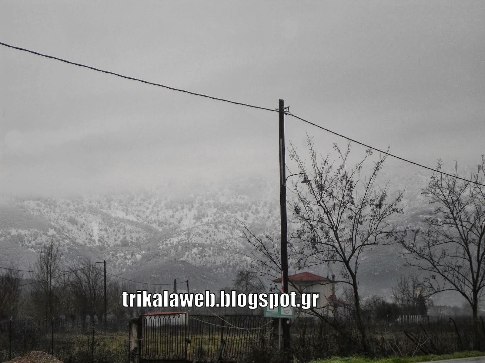 Χιόνισε και στην Πύλη Τρικάλων - Φωτογραφία 4