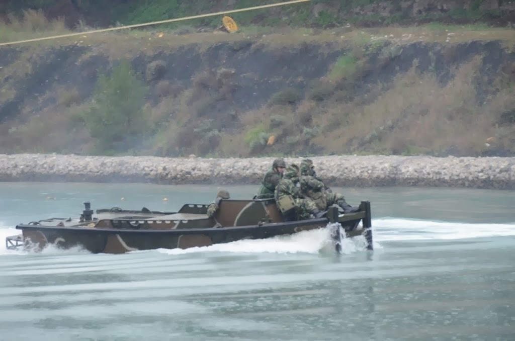 Φωτό από την επίσκεψη του ΥΦΕΘΑ Αθ. Δαβάκη στη ΣΜΧ και στο 747 ΕΤΜΧ - Φωτογραφία 8