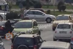 Άποροι Α΄κατηγορίας..! - Δείτε τι συνέβη λίγο νωρίτερα κατά το μοίρασμα τροφίμων σε άπορους στο Δήμο Αχαρνών