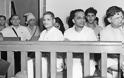 «Το φως έφυγε από τη ζωή μας». Η δολοφονία του Μαχάτμα Γκάντι, από θρησκευτικό μίσος - Φωτογραφία 7