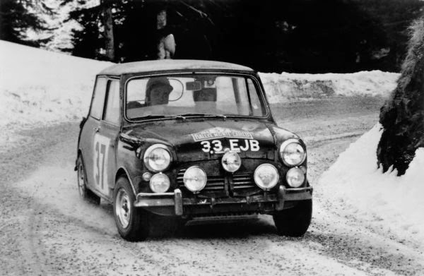 Μία μεγάλη νίκη για ένα μικρό αυτοκίνητο: πριν από 50 χρόνια το κλασικό Mini κέρδισε για πρώτη φορά στο Ράλι Μόντε Κάρλο - Φωτογραφία 11