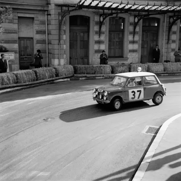 Μία μεγάλη νίκη για ένα μικρό αυτοκίνητο: πριν από 50 χρόνια το κλασικό Mini κέρδισε για πρώτη φορά στο Ράλι Μόντε Κάρλο - Φωτογραφία 15