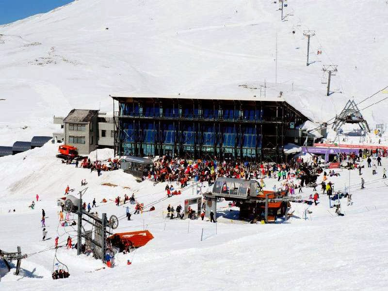 Γέμισε το βουνό με χιόνι και το ski συνεχίζεται... στον Παρνασσό! - Φωτογραφία 3