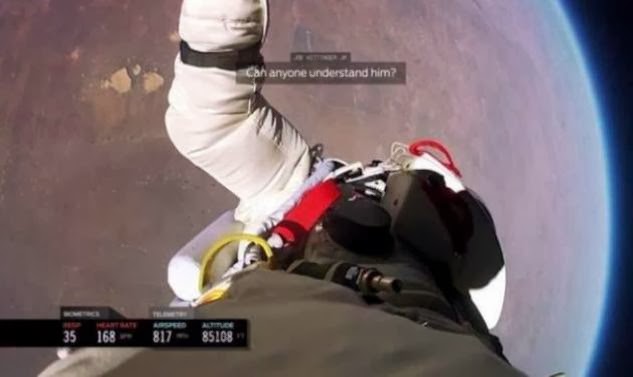 Νέο συγκλονιστικό βίντεο του Felix Baumgartner με το άλμα του από το διάστημα! - Φωτογραφία 1