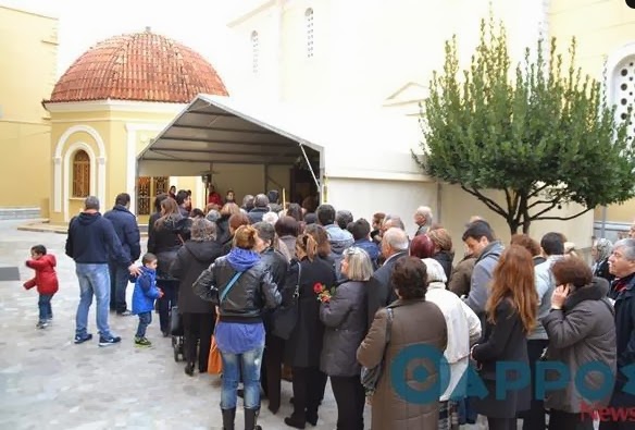 Η Καλαμάτα γιορτάζει και έχει πλημμυρίσει από προσκυνητές - Φωτογραφία 3