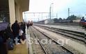 Δείτε φωτογραφίες από τη σύγκρουση τρένου με αγελάδα στην Φθιώτιδα - Φωτογραφία 2