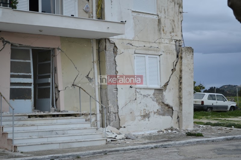 Νέο βίντεο και φωτογραφίες από το σεισμό - Φωτογραφία 24