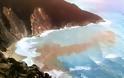 Κεφαλονιά: Νέες καταστροφές στην παραλία του Μύρτου - Έπεσαν βράχια άνοιξαν νέες χαράδρες [Εικόνες]