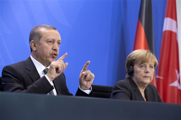 Μέρκελ: Επιφυλακτική για πλήρη ένταξη της Τουρκίας στην ΕΕ - Φωτογραφία 1