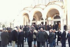 Πάτρα: Πλήθος κόσμου στο τελευταίο αντίο στον Γιώργο Σπαθαράκη – Ήταν όλοι εκεί - Δείτε φωτο