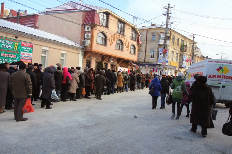 4267 - Περισσότεροι από 1,6 εκατομ. πιστοί προσκύνησαν τα Τίμια Δώρα σε Ρωσία, Λευκορωσία και Κριμαία - Φωτογραφία 6