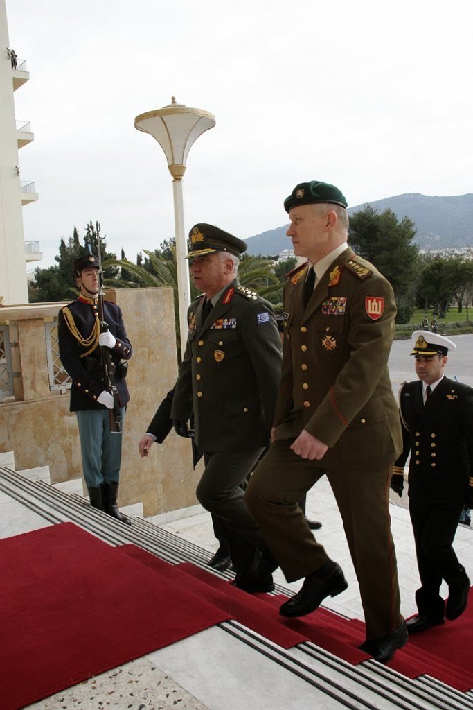 ΕΠΙΣΗΜΗ ΕΠΙΣΚΕΨΗ ΑΡΧΗΓΟΥ ΕΝΟΠΛΩΝ ΔΥΝΑΜΕΩΝ ΛΙΘΟΥΑΝΙΑΣ ΣΤΟ ΓΕΕΘΑ - Φωτογραφία 4