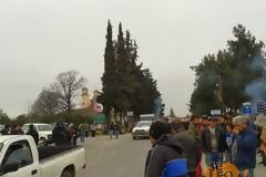Επί ποδός οι αγρότες στον κόμβο της Κουλούρας