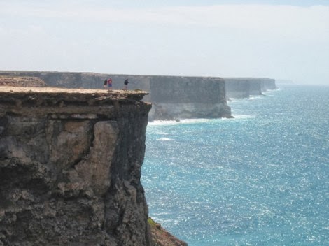 Nullarbor-η άκρη του κόσμου: Εκεί όπου η Γη κόβεται απότομα και γκρεμοί 120 μέτρων χωρίζουν τους ανθρώπους από τους καρχαρίες [photos] - Φωτογραφία 5