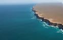 Nullarbor-η άκρη του κόσμου: Εκεί όπου η Γη κόβεται απότομα και γκρεμοί 120 μέτρων χωρίζουν τους ανθρώπους από τους καρχαρίες [photos]