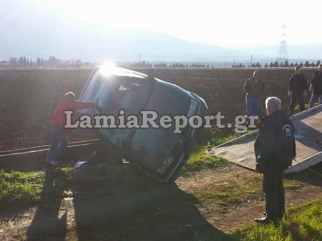 ΠΡΙΝ ΛΙΓΟ: Ένας τραυματίας σε τροχαίο στη Λαμία - Έχασε τον έλεγχο και έκοψε την κολόνα - Φωτογραφία 6