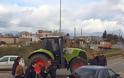 Αγρίνιο: Απέκλεισαν την εθνική οδό οι αγρότες - Δείτε φωτο - Φωτογραφία 4